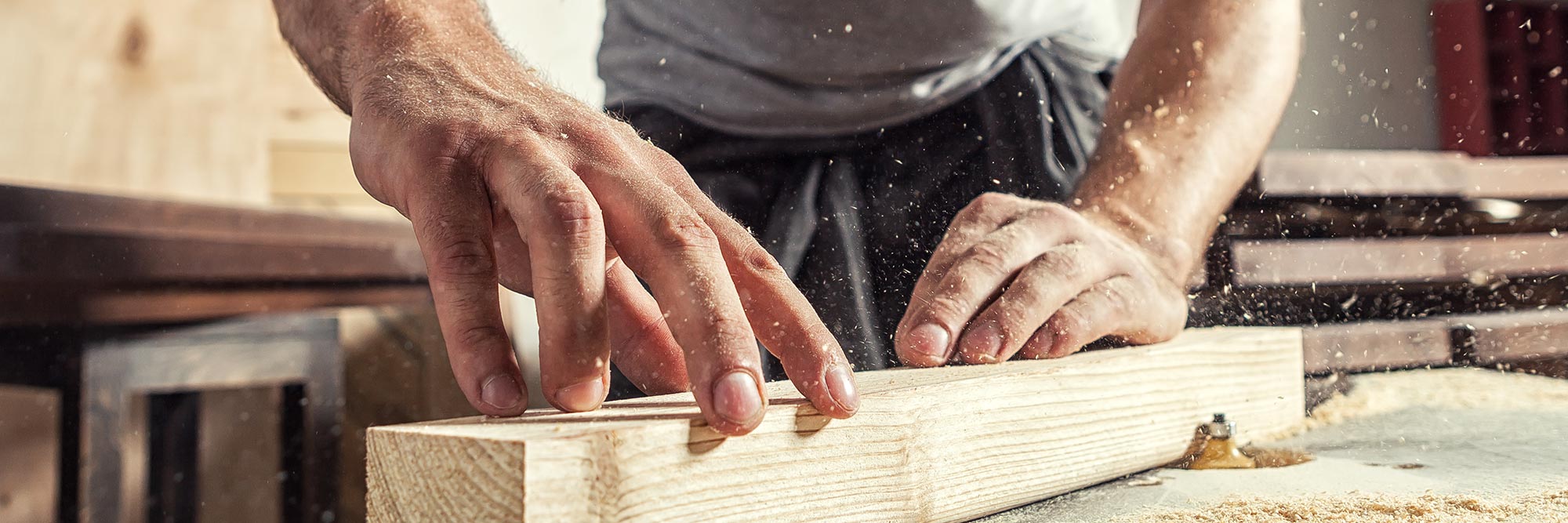 Tourillons en bois pour la fixation de panneaux et meubles